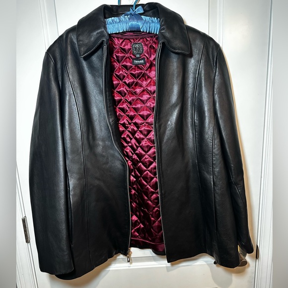 Wilsons Leather Other - Black Genuine Leather Jacket Wilsons Leather Thinsulate Red Quilted Lining XXL